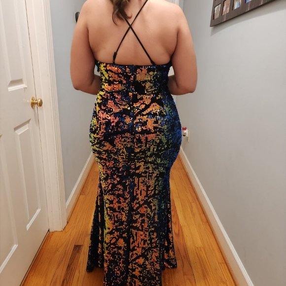 FORMAL/PROM DRESS - Picture 6 of 6